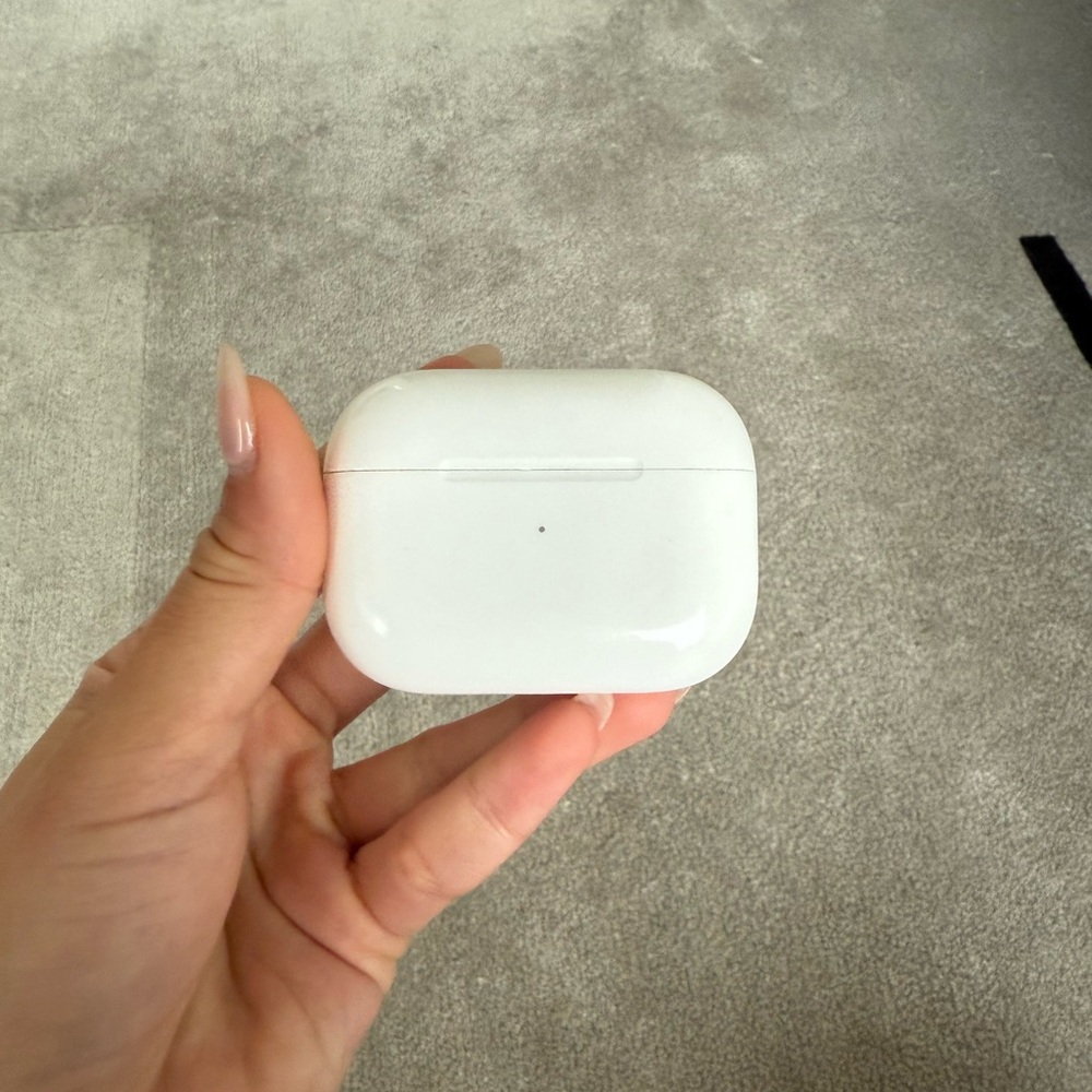 Apple AirPods Generation 2